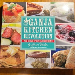 The Ganja Kitchen Revolution: The Bible of Cannabis Cuisine Book